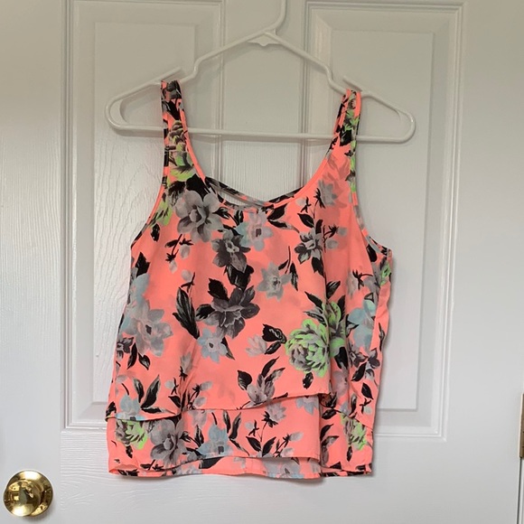 Bright Floral Top - Picture 2 of 3